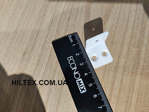 Установка штор плиссе Вегас на металлический кронштейн