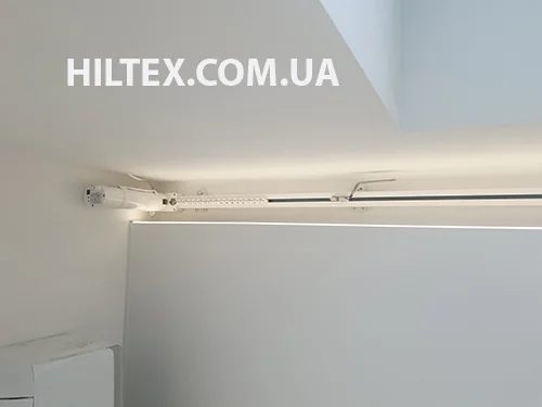 Автоматичний карниз для штор в ниші Автоматичний карниз для штор в ниші